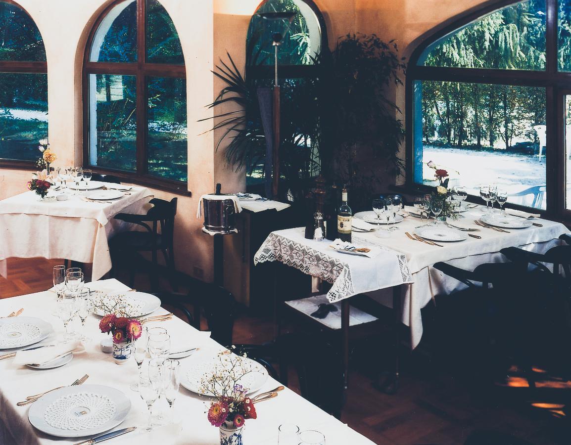 Hotel La Ginestra Acqualagna Kültér fotó